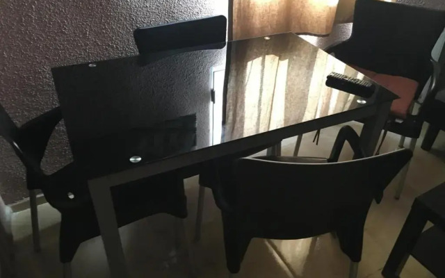 Reina Victoria Apartments & Suite