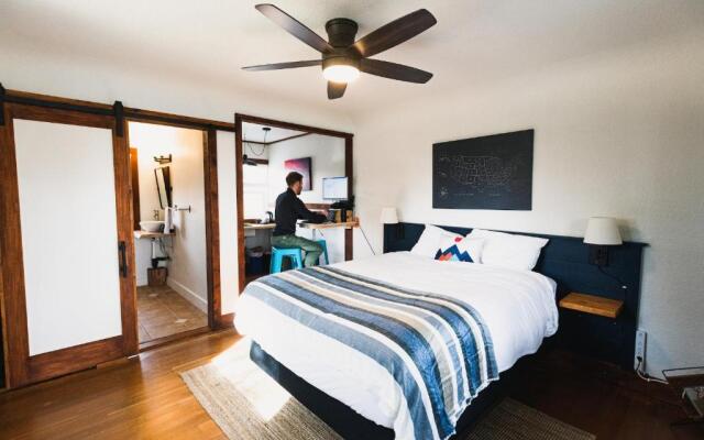 Left Coast Lodge