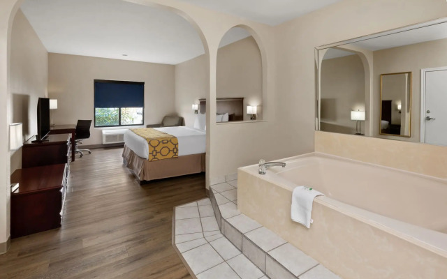 Baymont by Wyndham Houston Brookhollow