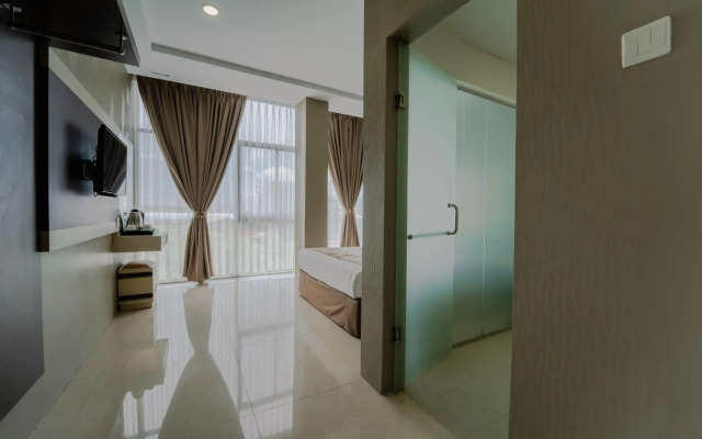 OYO 676 Nasa Hotel
