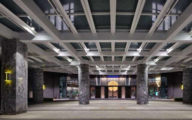 Wyndham Grand Plaza Royale Shuangyue Bay