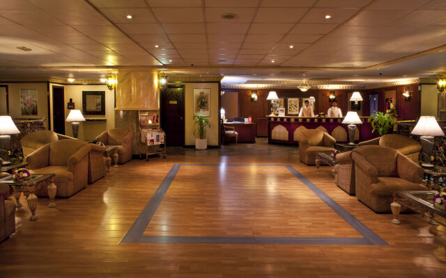 Landmark Plaza Hotel