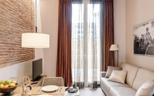 Pau Claris Double Home Next to Paseo de Gracia