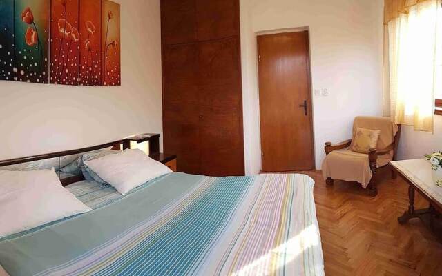 Supetar Central Child-friendly and Dog-friendly Apartment Near Beach