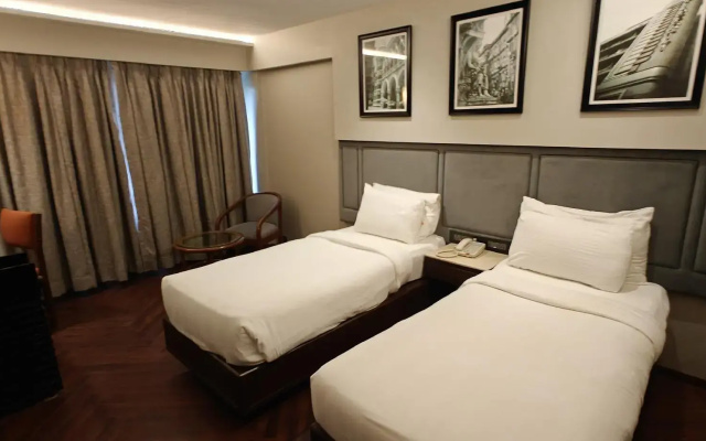 Hotel Midtown Pritam