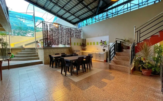 Weekdays Hot Spring Resort by Cocotel