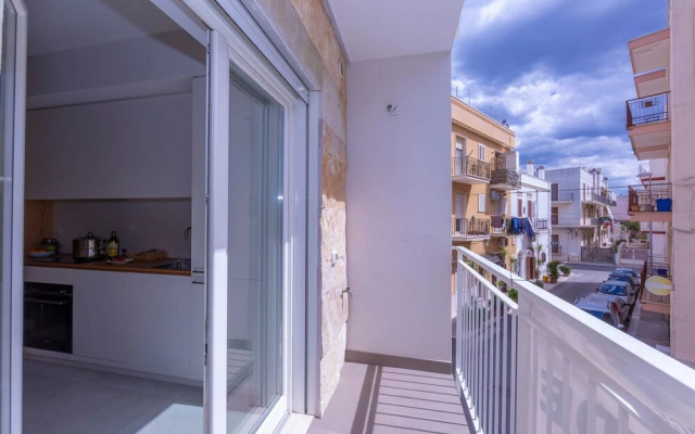Mina Apartment 100m From Sea