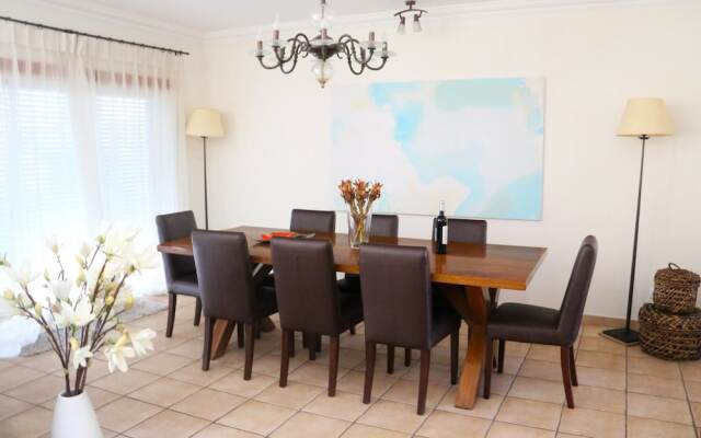 Wallis Villa