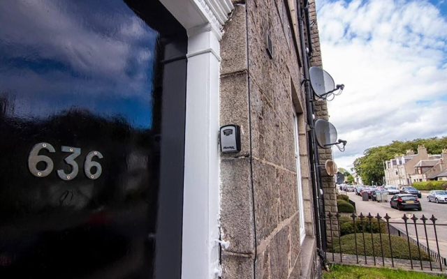 1BR Summit Holburn - Cosy Flat With Ultrafast Wifi