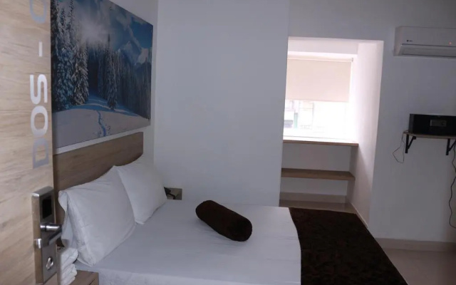 Suites 44 Hotel