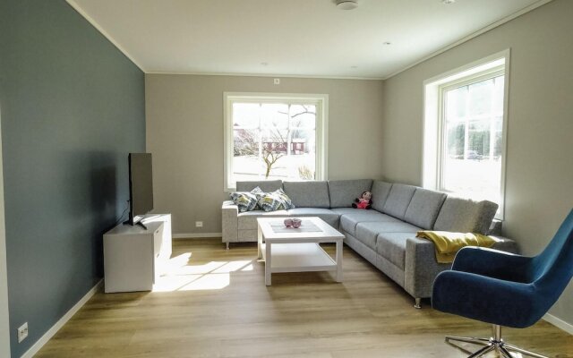 Stunning Home in Dirdal With 4 Bedrooms and Wifi