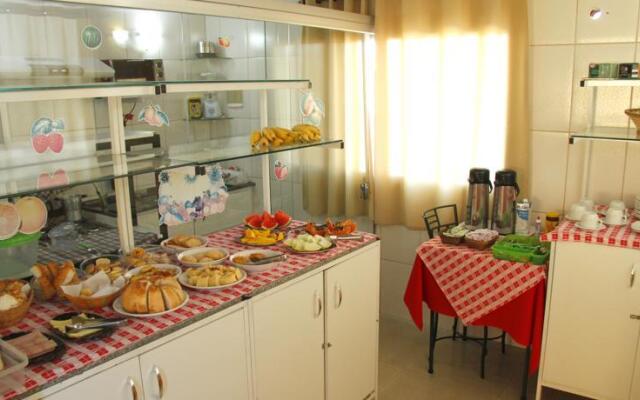 Strato Express Residence