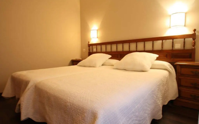 Hostal Restaurante Méndez "El Guardia"