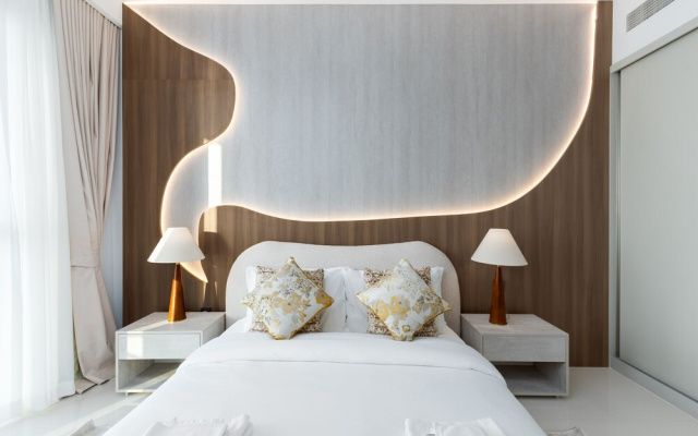 Chic 2BR w Sea Views Near Marina JBR
