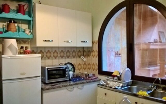 House With 2 Bedrooms In Villaputzu 4 Km From The Beach