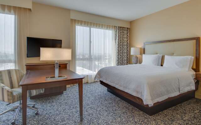 Hampton Inn & Suites Los Angeles - Glendale