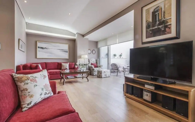Luxury Acropolis View Duplex Penthouse in Thiseio 155m2