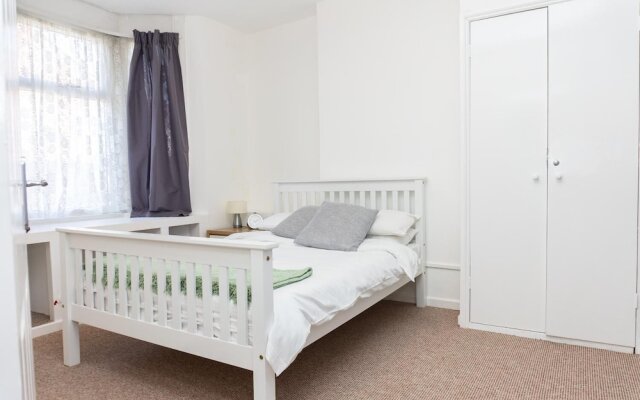 Karah Suites Alfred Street