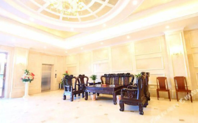 Dong Men Business Hotel