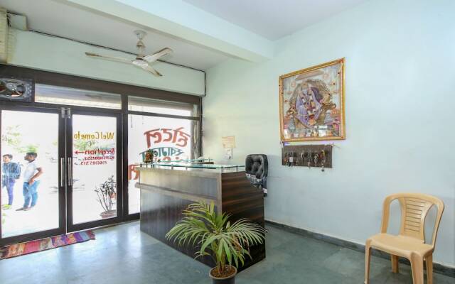 OYO 29188 Hotel Sai Palace