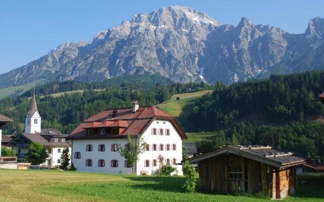 Ansitz Wirtsgut - Familienappartements in den Bergen