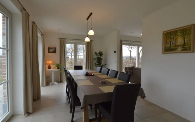 Soothing Holiday Home With Recreation Room - фото 4