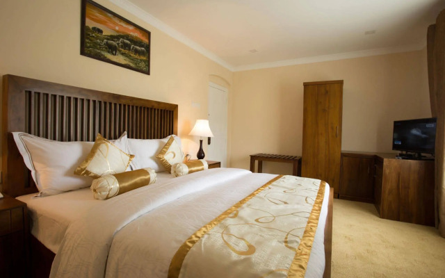 Serene King S Villa