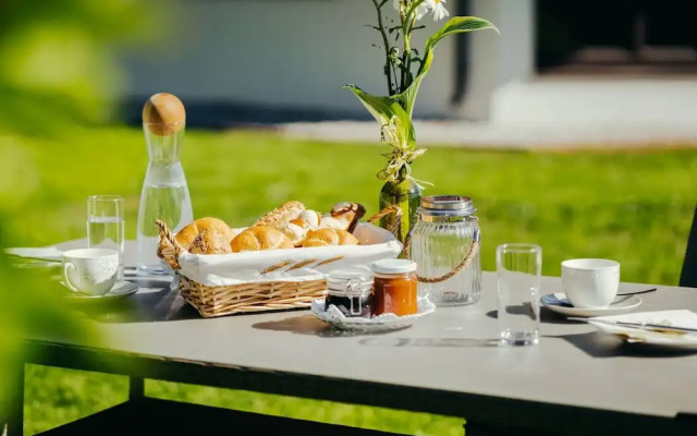 Cozy Apartment in Wenns With Garden