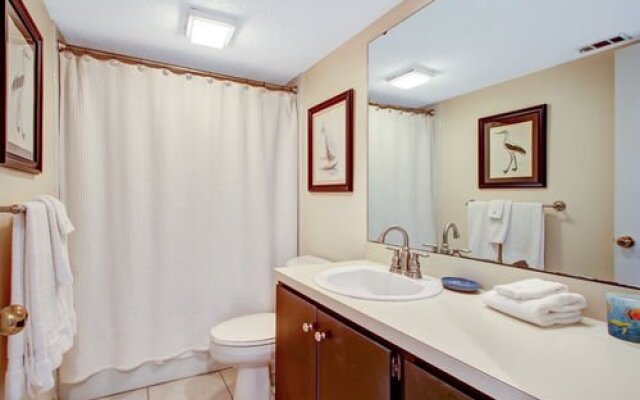 Amelia Surf And Racquet Club condo