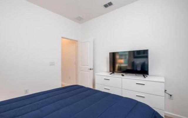 Calistoga Avenue Villa #259843 Villa