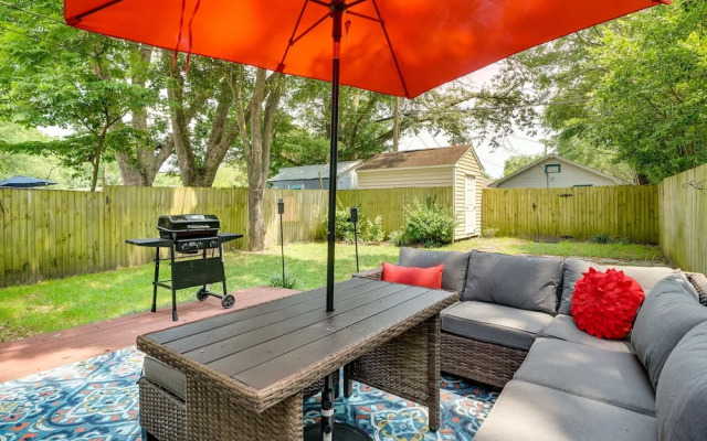 Wilmington Vacation Rental: Close to Riverwalk!