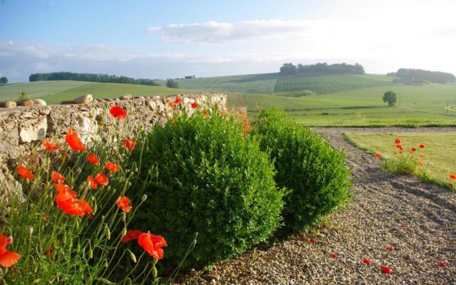 Le Hameau des Coquelicots