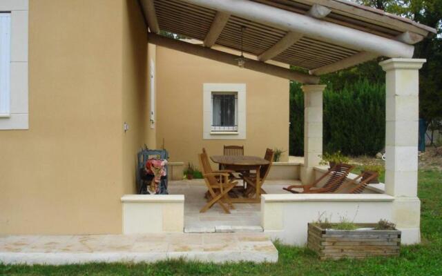 Villa With 3 Bedrooms in Saint-saturnin-lès-apt, With Wonderful Mounta