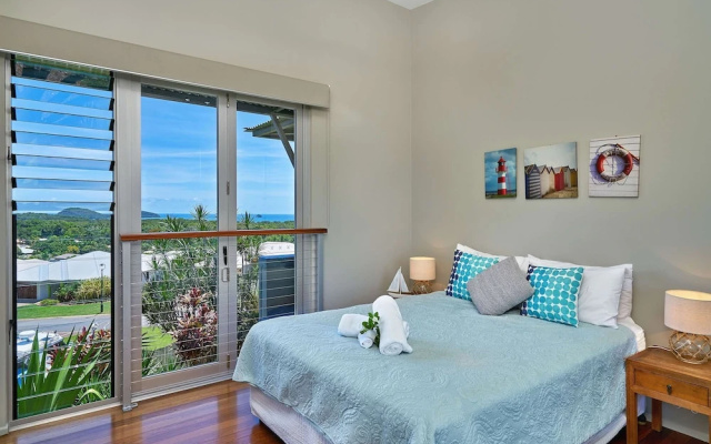 Bedrock Palm Cove I Private Pool I Sea Views I Family Retreat – Guest Rooms – Cairns