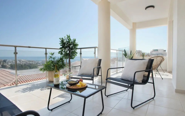 Sanders Seaview Paphos