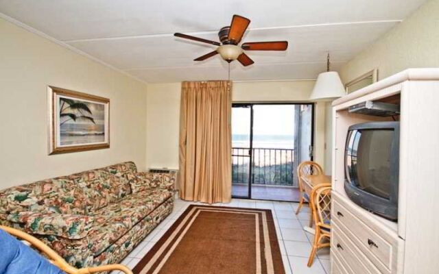 Beacher's Lodge Oceanfront Suites