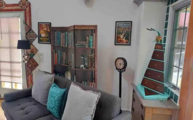 Boho hip bungalow in Old Bisbee