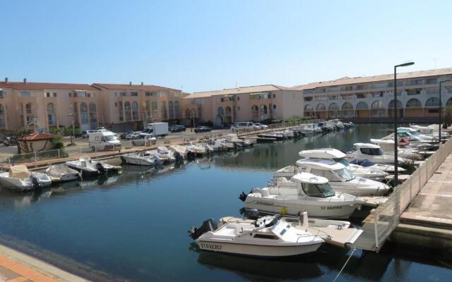 Appartement Sète, 2 Pièces, 4 Personnes - Fr-1-338-136