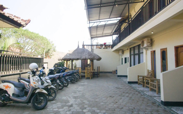 RedDoorz @ Mawun Street Kuta