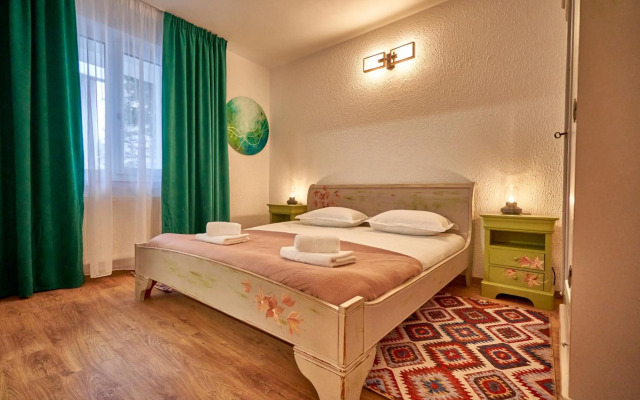 Family TreeZ Premium Apartments