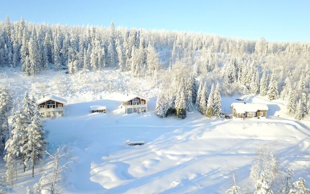 Karkutahko Villas