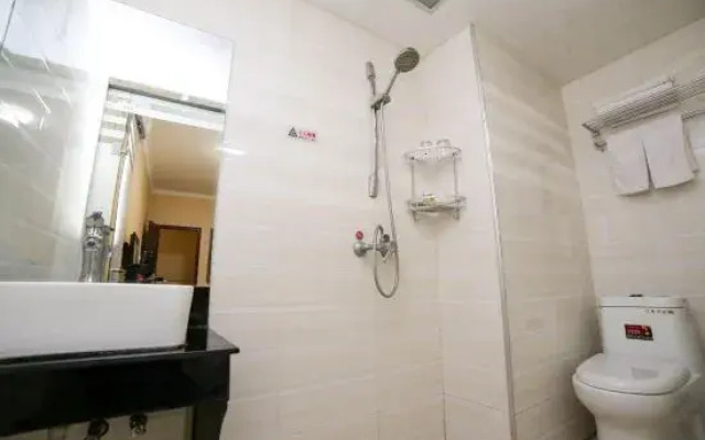 OYO Yichang Hua'ao express hotel