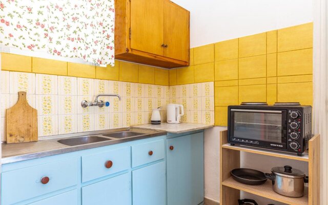Alexandros Suites & Apartments