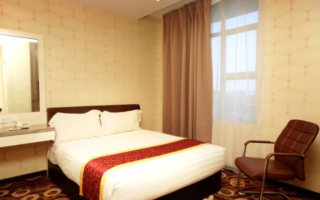 Golden Valley Hotel