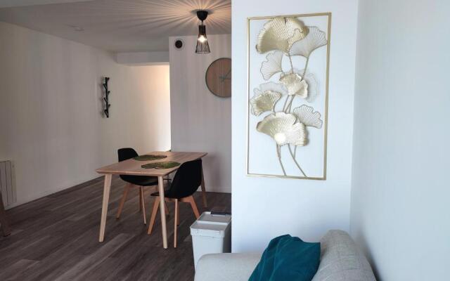 Joli appartement avec jardin-terrasse privé