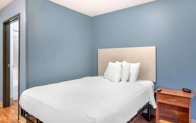 Extended Stay America Select Suites - Louisville - South