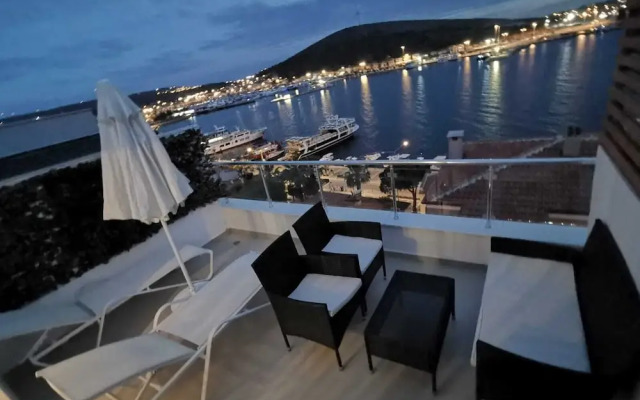 Viya Plus Cesme