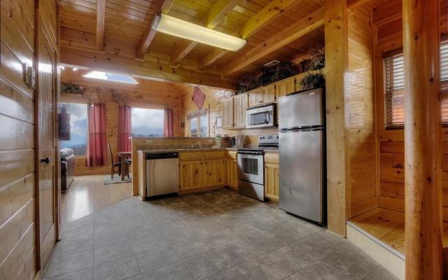 Lasting Impressions 240 - Two Bedroom Cabin