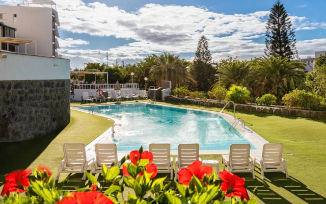 Apartahotel Folias