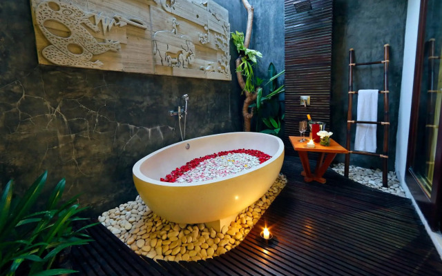 Chandra Bali Villas